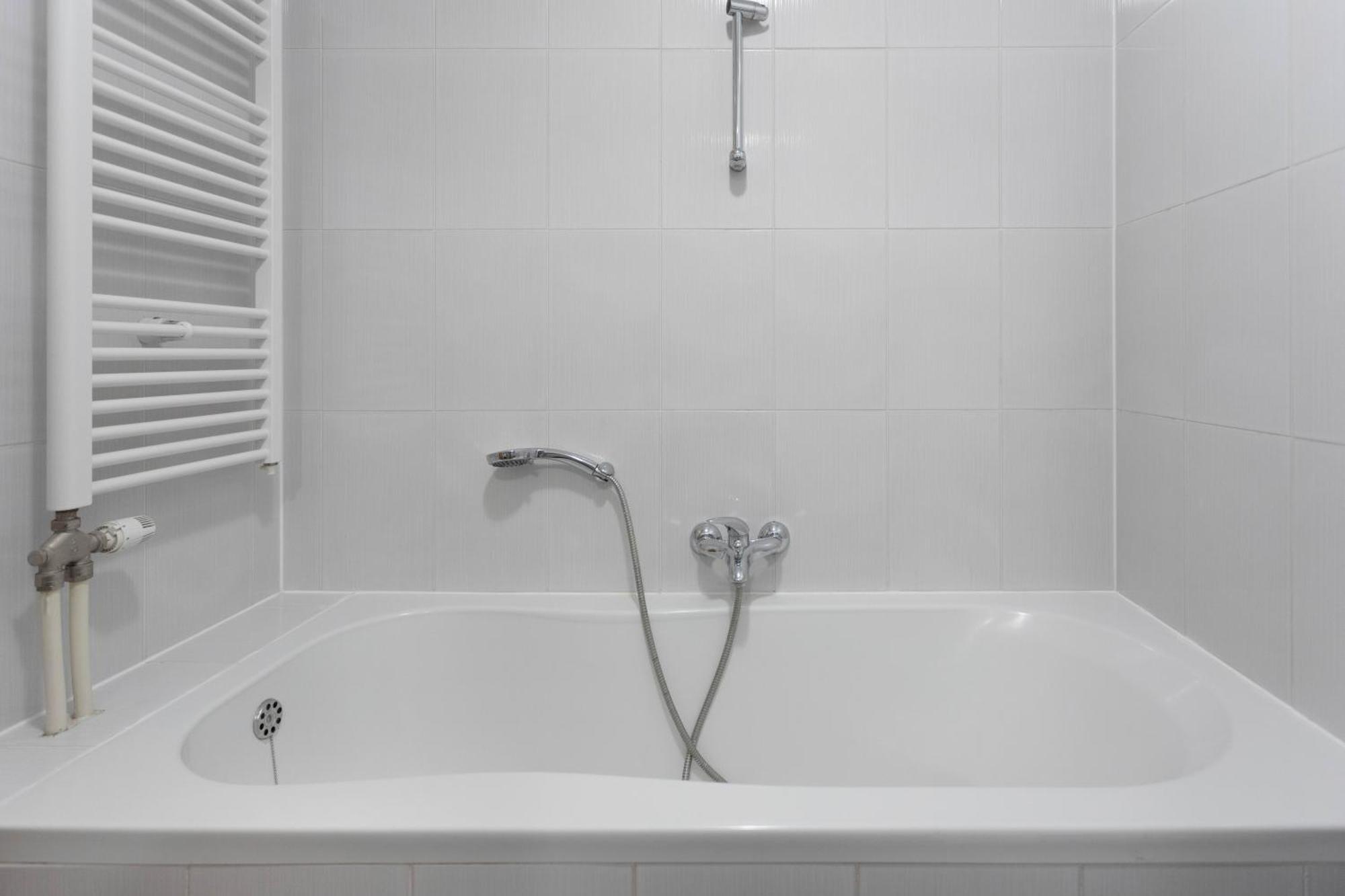 Sunny 1Bdr With Balcony & Parking Appartement Zagreb Buitenkant foto