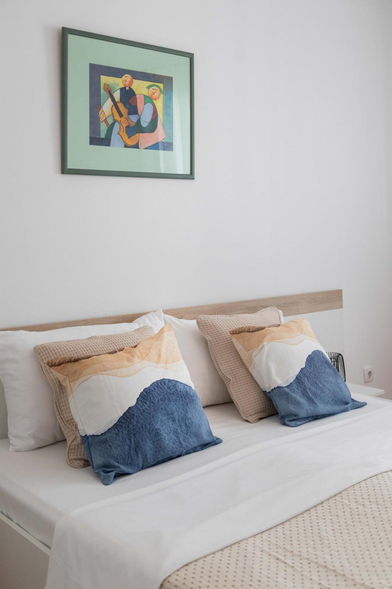 Sunny 1Bdr With Balcony & Parking Appartement Zagreb Buitenkant foto