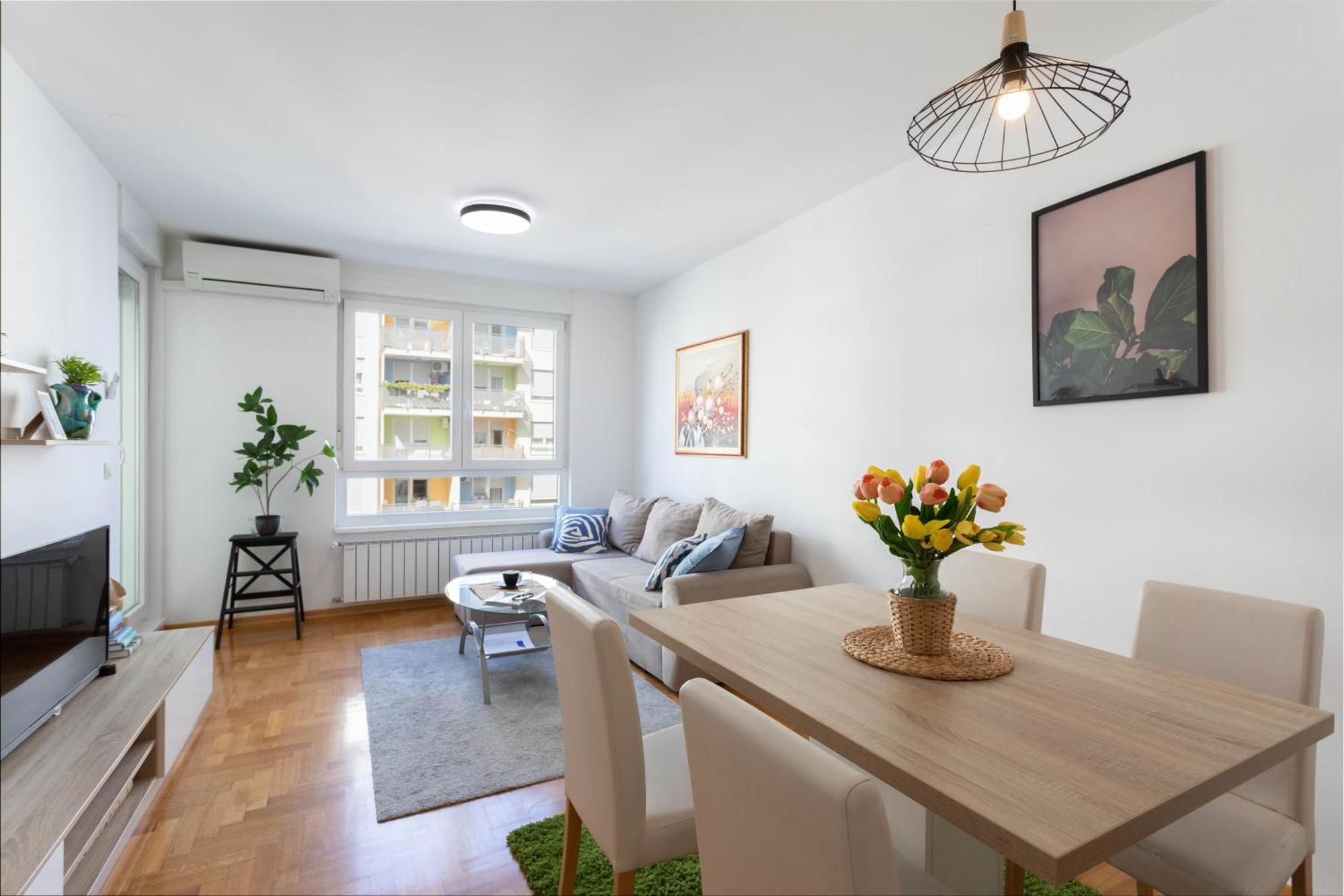 Sunny 1Bdr With Balcony & Parking Appartement Zagreb Buitenkant foto