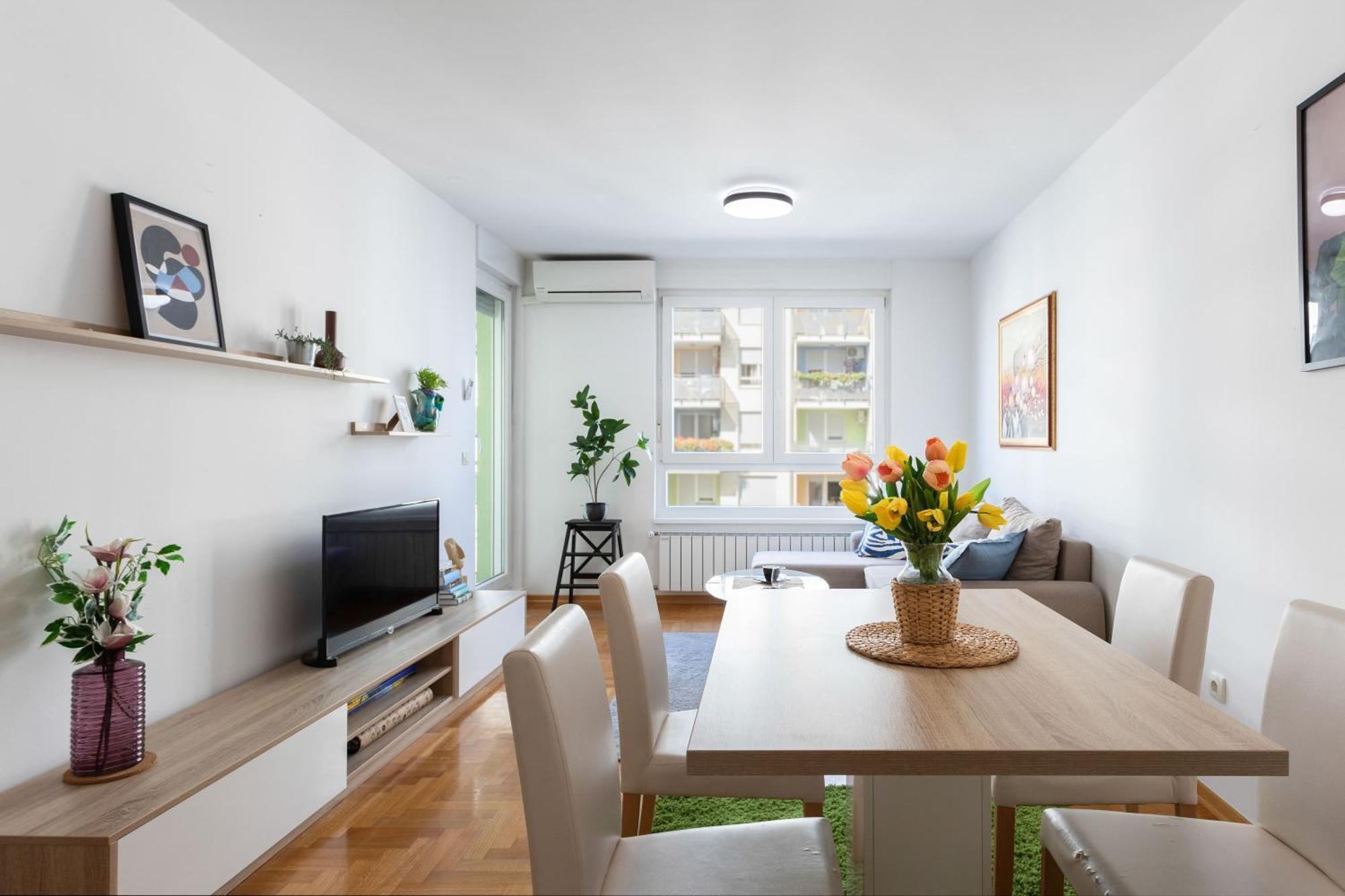Sunny 1Bdr With Balcony & Parking Appartement Zagreb Buitenkant foto